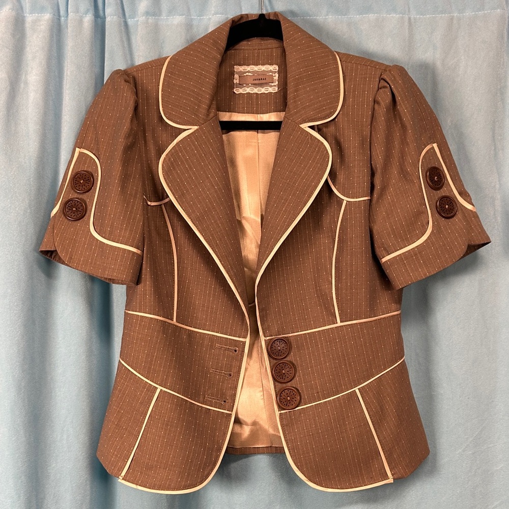 Brown Short-Sleeve Piped Blazer Jacket